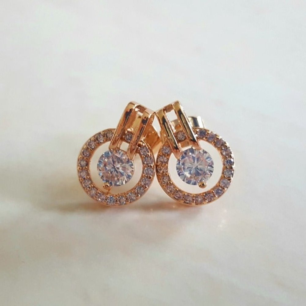 NWOT Rose Gold-Plated AAA Zircon Earrings